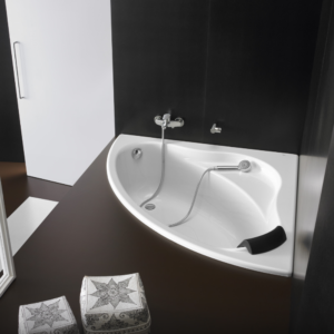 Roca Bali Symmetrical Corner Bathtub